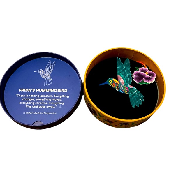 NIB “Frida's Hummingbird Brooch” by Erstilder - Picture 5 of 7